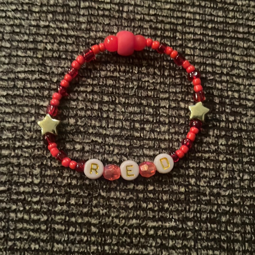 Taylor Swift "Red" bracelet